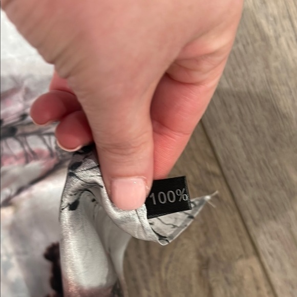 100% Silk Scarf Shaw Wrap Toile Gray Brown, Pink Floral, Boats, Tree - Picture 3 of 11